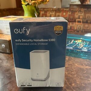 eufy Security HomeBase S380 - White